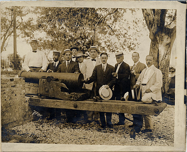 1910ssfcanonmen.jpg
