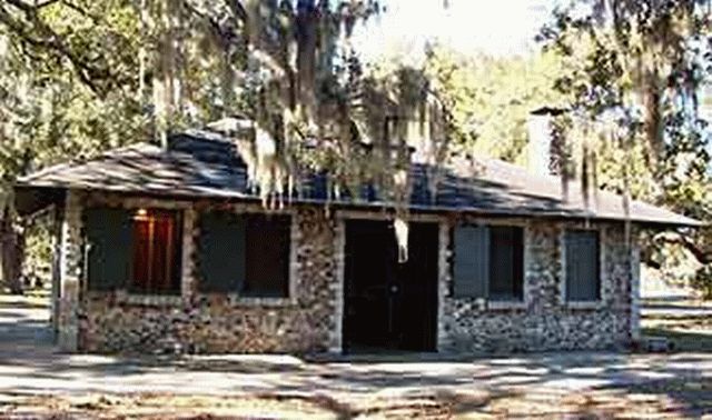 McFaddenCabin.jpg