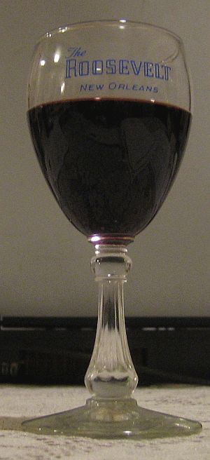 RooseveltHotelWineGlass.jpg