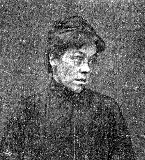 TodayInNewOrleansHistory/1911September29AnnieCrawfordOutsidePrison.jpg