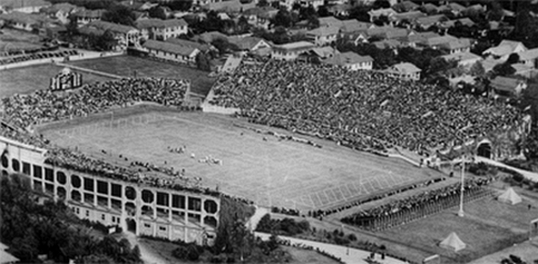 TodayInNewOrleansHistory/1930sTulaneStadium.gif