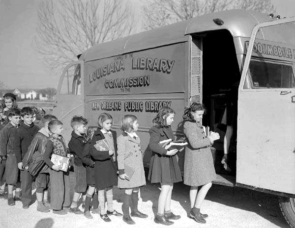 TodayInNewOrleansHistory/1941January29Bookmobile.jpg