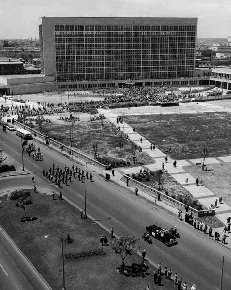 TodayInNewOrleansHistory/1957May6NewCityHallDedicaation.jpg