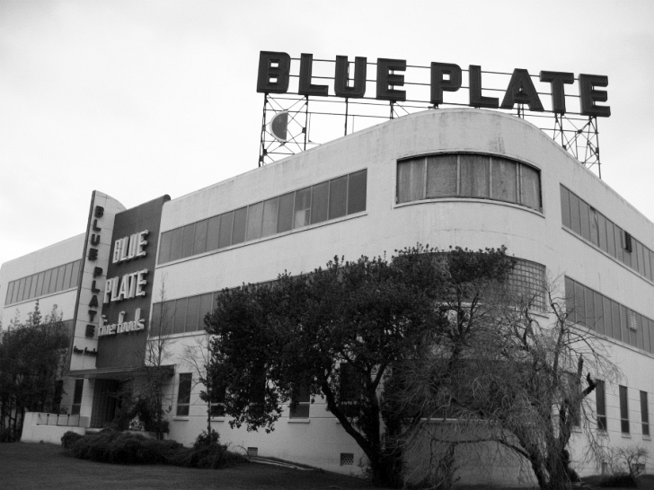 TodayInNewOrleansHistory/BluePlateBuilding.gif