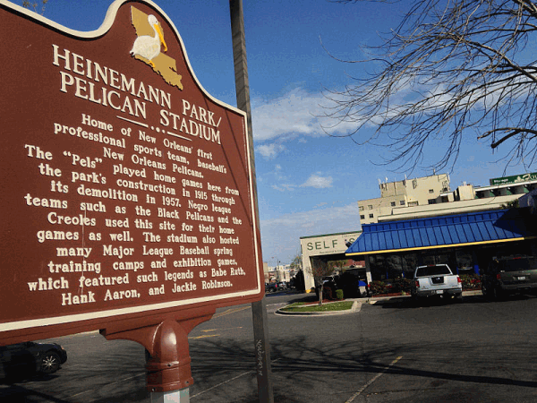 TodayInNewOrleansHistory/PelicanStadiumHistoricMarkerBYBartEverson.gif